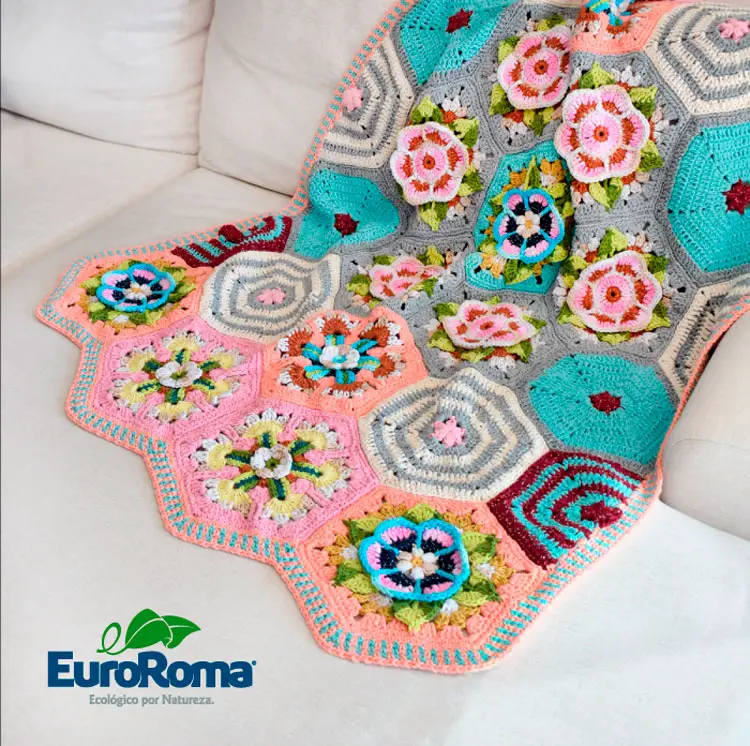 Manta Frida's Flowers de crochê para sofá