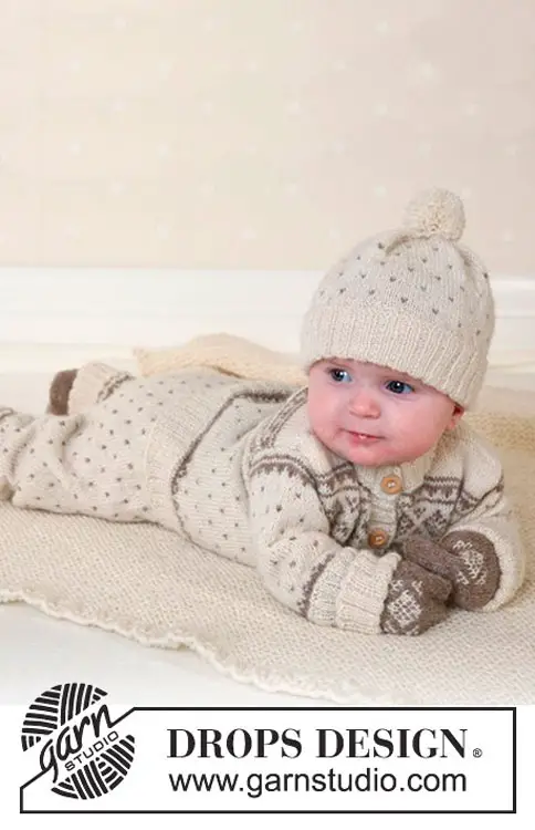 Conjunto para bebê com casaco, calça, gorro, meias e luvas em tricô